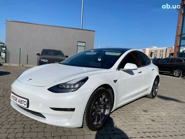 Тесла Модель 3, объемом двигателя 4.25 л и пробегом 75 тыс. км за 18500 $, фото 2 на Automoto.ua