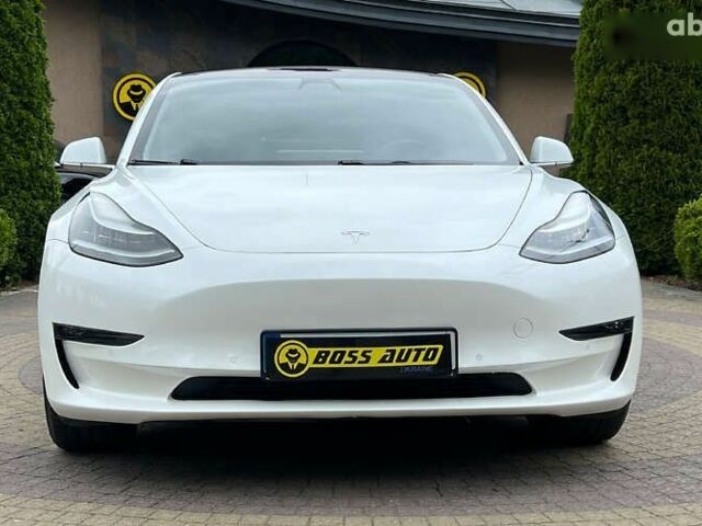 Тесла Модель 3, объемом двигателя 0 л и пробегом 150 тыс. км за 15700 $, фото 1 на Automoto.ua