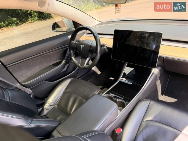 Тесла Модель 3, об'ємом двигуна 0 л та пробігом 144 тис. км за 14700 $, фото 5 на Automoto.ua
