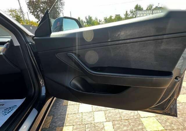 Тесла Модель 3, объемом двигателя 0 л и пробегом 181 тыс. км за 15900 $, фото 24 на Automoto.ua