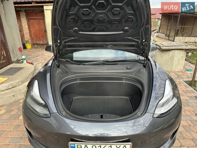 Тесла Модель 3, объемом двигателя 0 л и пробегом 50 тыс. км за 33300 $, фото 16 на Automoto.ua