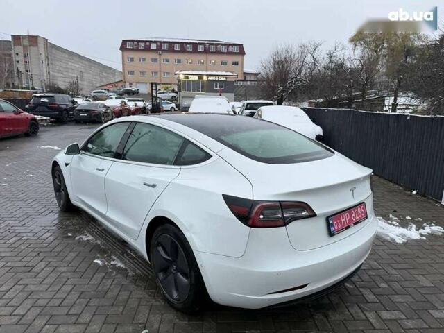 Тесла Модель 3, объемом двигателя 0 л и пробегом 123 тыс. км за 12800 $, фото 4 на Automoto.ua