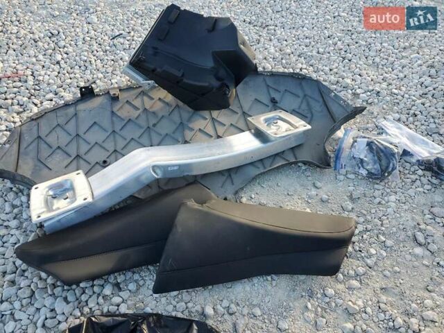 Тесла Модель 3, объемом двигателя 0 л и пробегом 99 тыс. км за 4900 $, фото 11 на Automoto.ua