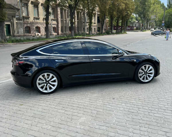 Тесла Модель 3, объемом двигателя 0 л и пробегом 102 тыс. км за 25999 $, фото 3 на Automoto.ua