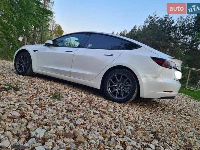 Тесла Модель 3, объемом двигателя 0 л и пробегом 66 тыс. км за 21900 $, фото 1 на Automoto.ua