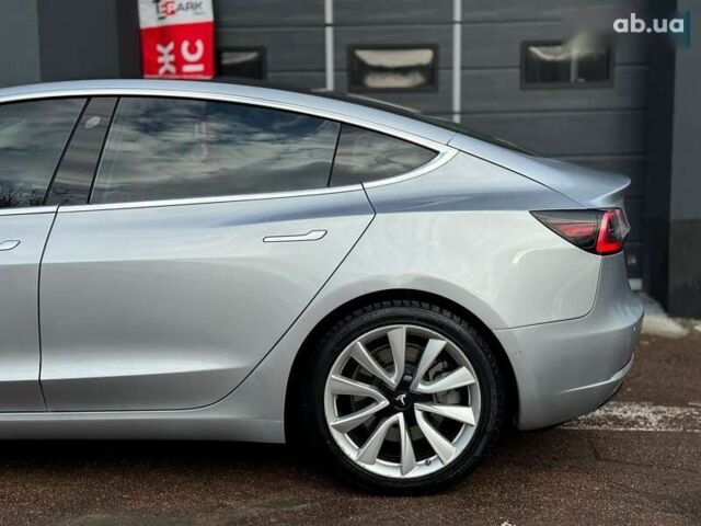 Тесла Модель 3, объемом двигателя 0 л и пробегом 140 тыс. км за 17999 $, фото 6 на Automoto.ua