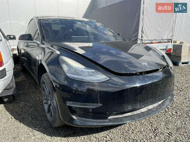 Тесла Модель 3, объемом двигателя 0 л и пробегом 116 тыс. км за 10300 $, фото 1 на Automoto.ua