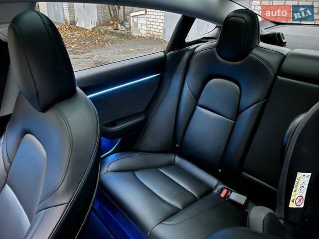 Тесла Модель 3, объемом двигателя 0 л и пробегом 140 тыс. км за 17900 $, фото 19 на Automoto.ua