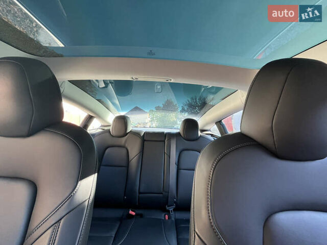Тесла Модель 3, объемом двигателя 0 л и пробегом 113 тыс. км за 19000 $, фото 7 на Automoto.ua