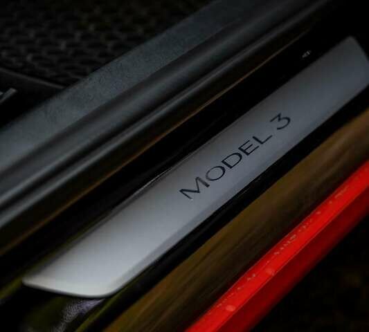 Тесла Модель 3, объемом двигателя 0 л и пробегом 112 тыс. км за 24000 $, фото 15 на Automoto.ua