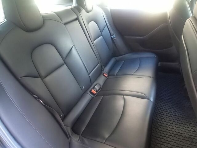 Тесла Модель 3, об'ємом двигуна 0 л та пробігом 108 тис. км за 15500 $, фото 10 на Automoto.ua