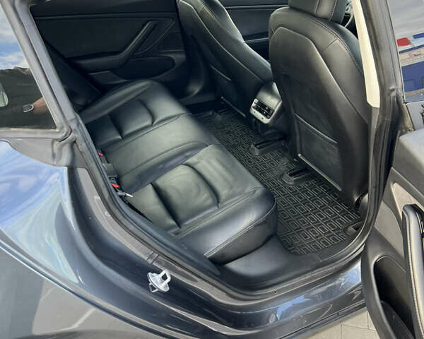 Тесла Модель 3, объемом двигателя 0 л и пробегом 100 тыс. км за 17500 $, фото 16 на Automoto.ua