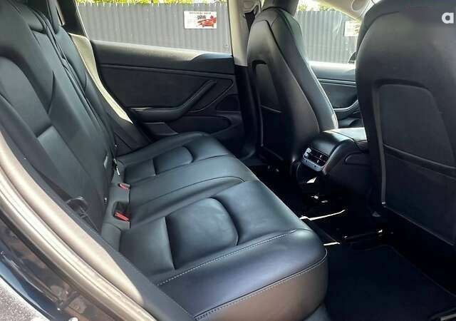 Тесла Модель 3, объемом двигателя 0 л и пробегом 181 тыс. км за 15900 $, фото 10 на Automoto.ua