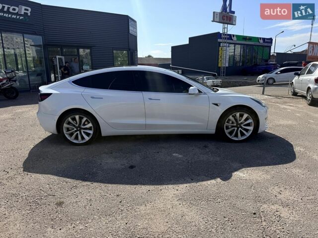 Тесла Модель 3, объемом двигателя 0 л и пробегом 140 тыс. км за 14999 $, фото 4 на Automoto.ua