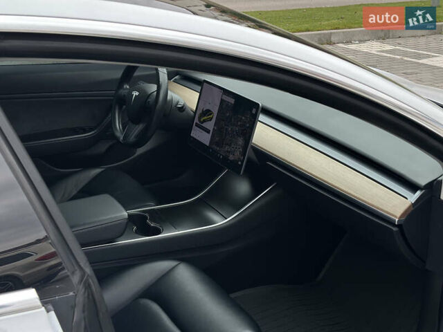 Тесла Модель 3 2018 у Рівному на Automoto.ua Тесла Модель 3, об'ємом двигуна 0 л та пробігом 210 тис. км за 14300 $, фото 14 на Automoto.ua