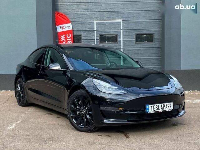 Тесла Модель 3, объемом двигателя 0 л и пробегом 120 тыс. км за 18999 $, фото 1 на Automoto.ua