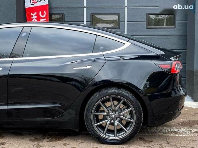 Тесла Модель 3, объемом двигателя 0 л и пробегом 115 тыс. км за 18500 $, фото 6 на Automoto.ua