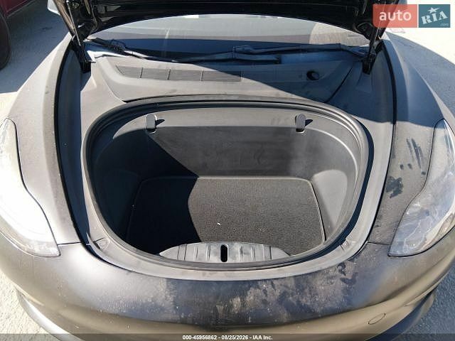 Тесла Модель 3, объемом двигателя 0 л и пробегом 107 тыс. км за 5000 $, фото 9 на Automoto.ua