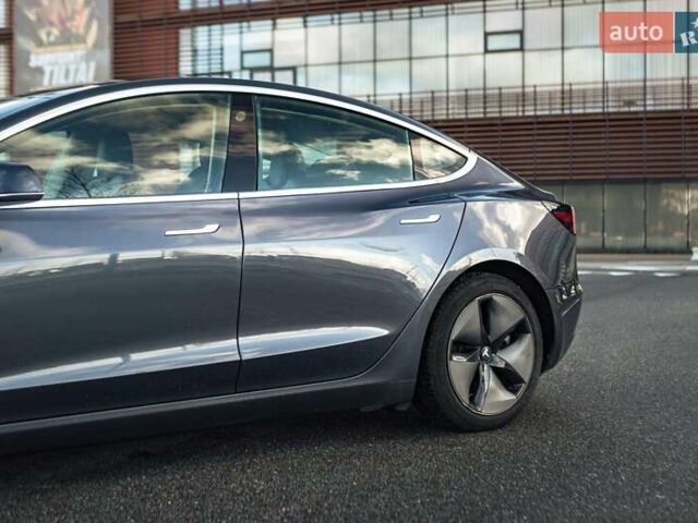 Тесла Модель 3, объемом двигателя 0 л и пробегом 102 тыс. км за 19800 $, фото 5 на Automoto.ua