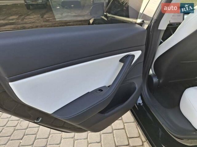 Тесла Модель 3, объемом двигателя 0 л и пробегом 98 тыс. км за 14950 $, фото 17 на Automoto.ua