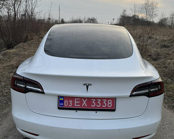 Тесла Модель 3, объемом двигателя 0 л и пробегом 168 тыс. км за 14800 $, фото 2 на Automoto.ua