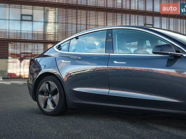 Тесла Модель 3, объемом двигателя 0 л и пробегом 102 тыс. км за 19800 $, фото 8 на Automoto.ua