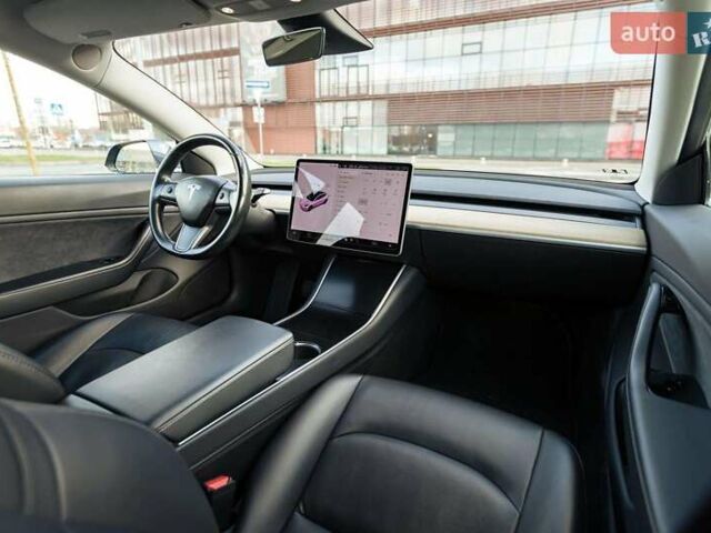 Тесла Модель 3, объемом двигателя 0 л и пробегом 102 тыс. км за 19800 $, фото 25 на Automoto.ua