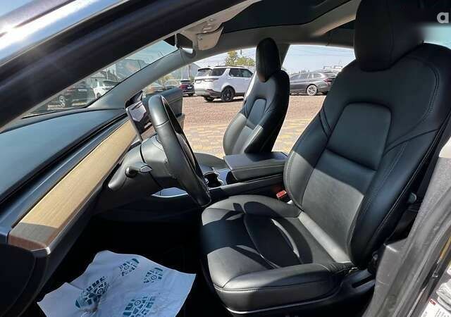 Тесла Модель 3, объемом двигателя 0 л и пробегом 181 тыс. км за 15900 $, фото 16 на Automoto.ua
