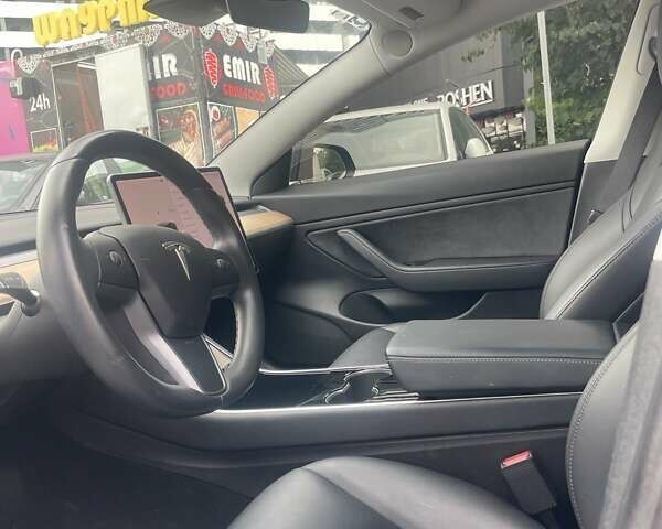 Тесла Модель 3, объемом двигателя 0 л и пробегом 30 тыс. км за 25000 $, фото 3 на Automoto.ua