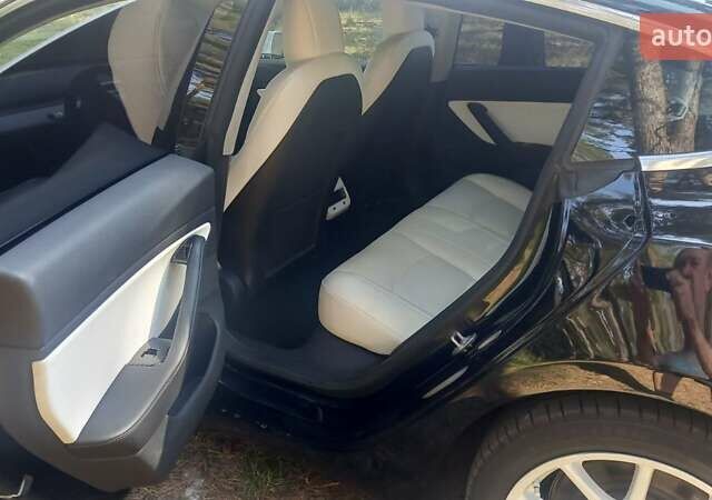 Тесла Модель 3, объемом двигателя 0 л и пробегом 129 тыс. км за 17500 $, фото 28 на Automoto.ua
