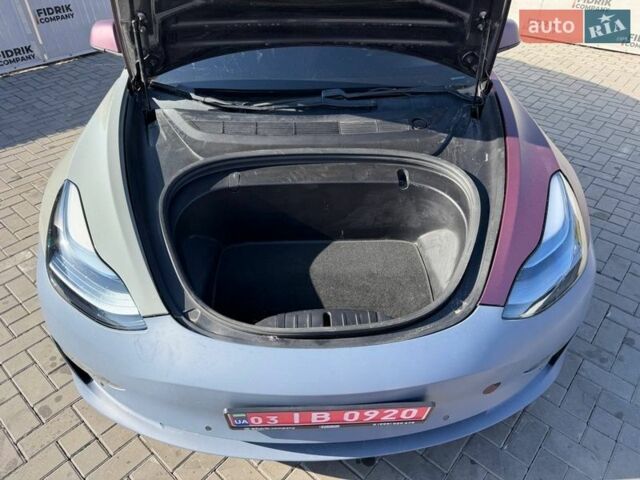 Тесла Модель 3, объемом двигателя 0 л и пробегом 139 тыс. км за 10600 $, фото 10 на Automoto.ua