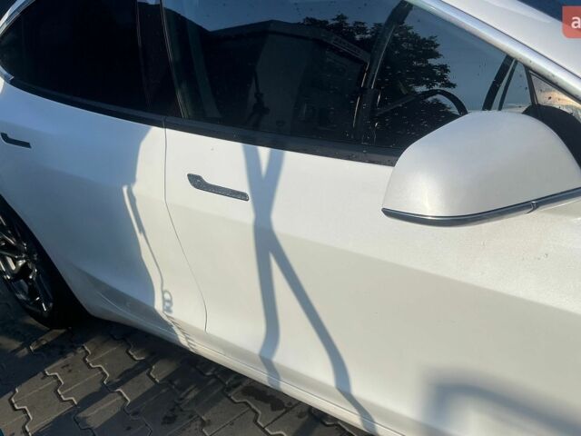 Тесла Модель 3, объемом двигателя 0 л и пробегом 385 тыс. км за 11800 $, фото 15 на Automoto.ua