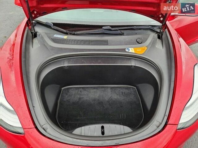 Тесла Модель 3, объемом двигателя 0 л и пробегом 129 тыс. км за 4100 $, фото 10 на Automoto.ua