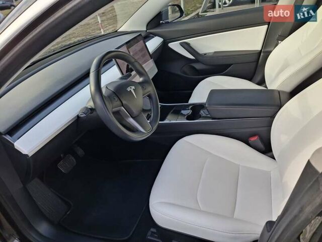 Тесла Модель 3, объемом двигателя 0 л и пробегом 98 тыс. км за 14950 $, фото 19 на Automoto.ua