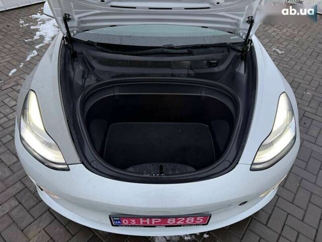 Тесла Модель 3, объемом двигателя 0 л и пробегом 123 тыс. км за 12800 $, фото 10 на Automoto.ua
