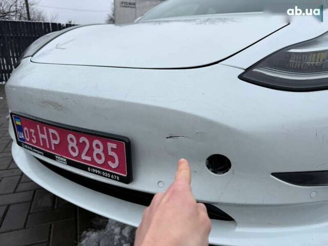 Тесла Модель 3, объемом двигателя 0 л и пробегом 123 тыс. км за 12800 $, фото 8 на Automoto.ua