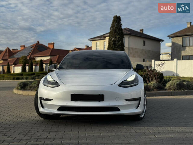 Тесла Модель 3, объемом двигателя 0 л и пробегом 143 тыс. км за 18400 $, фото 4 на Automoto.ua