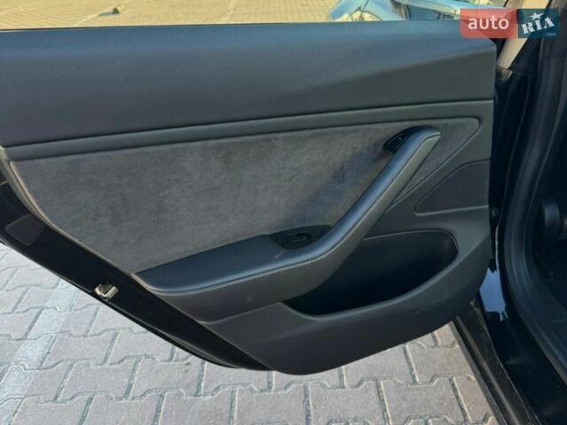 Тесла Модель 3, об'ємом двигуна 0 л та пробігом 121 тис. км за 15800 $, фото 11 на Automoto.ua