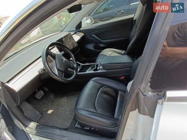 Тесла Модель 3, объемом двигателя 0 л и пробегом 267 тыс. км за 13300 $, фото 1 на Automoto.ua