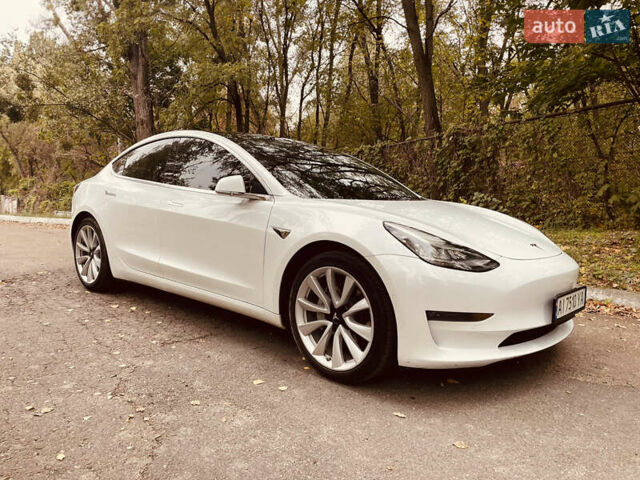 Тесла Модель 3, объемом двигателя 0 л и пробегом 99 тыс. км за 19600 $, фото 1 на Automoto.ua