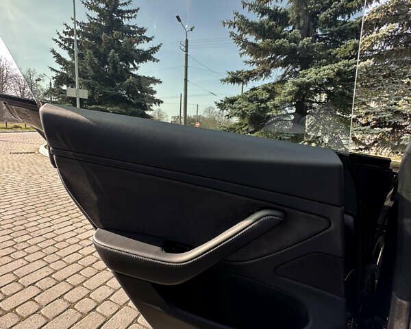 Тесла Модель 3, объемом двигателя 0 л и пробегом 128 тыс. км за 18200 $, фото 6 на Automoto.ua
