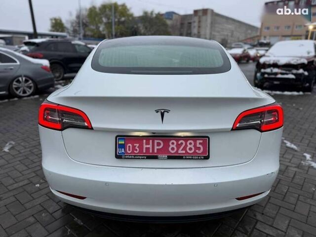 Тесла Модель 3, объемом двигателя 0 л и пробегом 123 тыс. км за 12800 $, фото 2 на Automoto.ua