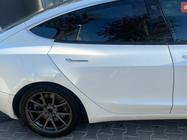 Тесла Модель 3, объемом двигателя 0 л и пробегом 385 тыс. км за 11800 $, фото 10 на Automoto.ua