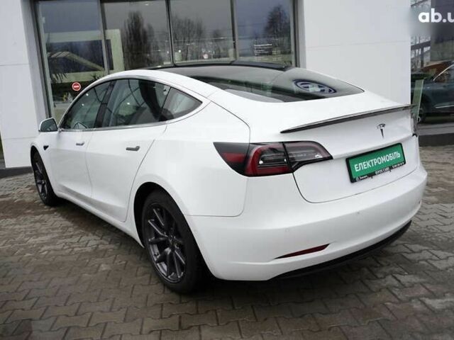 Тесла Модель 3, объемом двигателя 0 л и пробегом 135 тыс. км за 16499 $, фото 5 на Automoto.ua