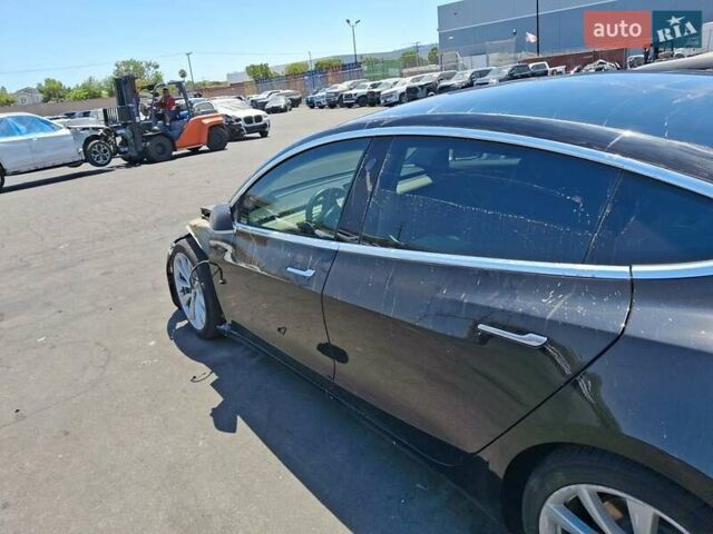 Тесла Модель 3, объемом двигателя 0 л и пробегом 150 тыс. км за 8500 $, фото 42 на Automoto.ua