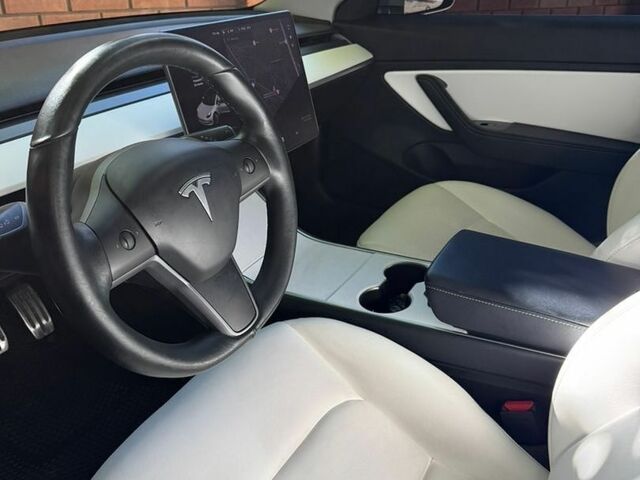Тесла Модель 3, объемом двигателя 0 л и пробегом 158 тыс. км за 16000 $, фото 8 на Automoto.ua