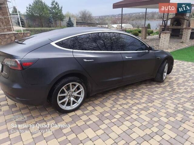 Тесла Модель 3, объемом двигателя 0 л и пробегом 79 тыс. км за 18000 $, фото 1 на Automoto.ua