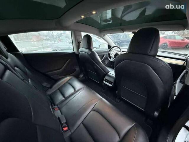 Тесла Модель 3, объемом двигателя 0 л и пробегом 123 тыс. км за 12800 $, фото 22 на Automoto.ua