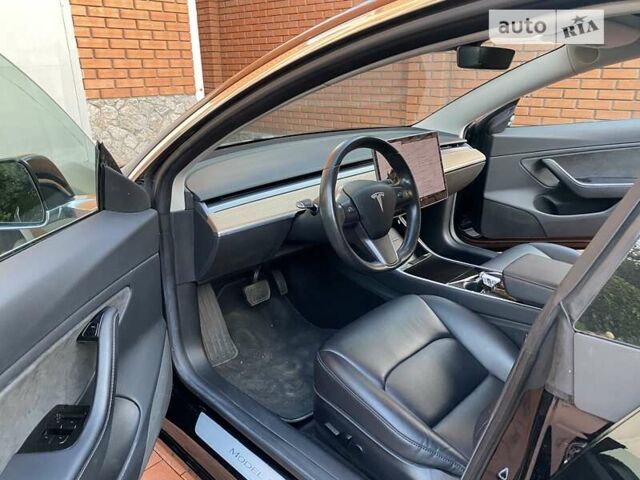 Тесла Модель 3, объемом двигателя 0 л и пробегом 90 тыс. км за 17800 $, фото 11 на Automoto.ua