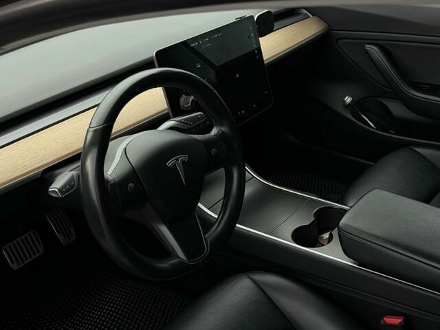 Тесла Модель 3, объемом двигателя 0 л и пробегом 154 тыс. км за 25000 $, фото 12 на Automoto.ua